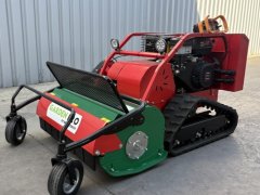 Robot tondeuse débroussailleuse à fléaux RFC760